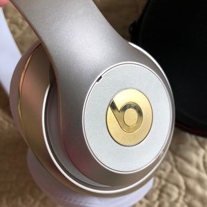Beats Studio 2 Wireless Headphones